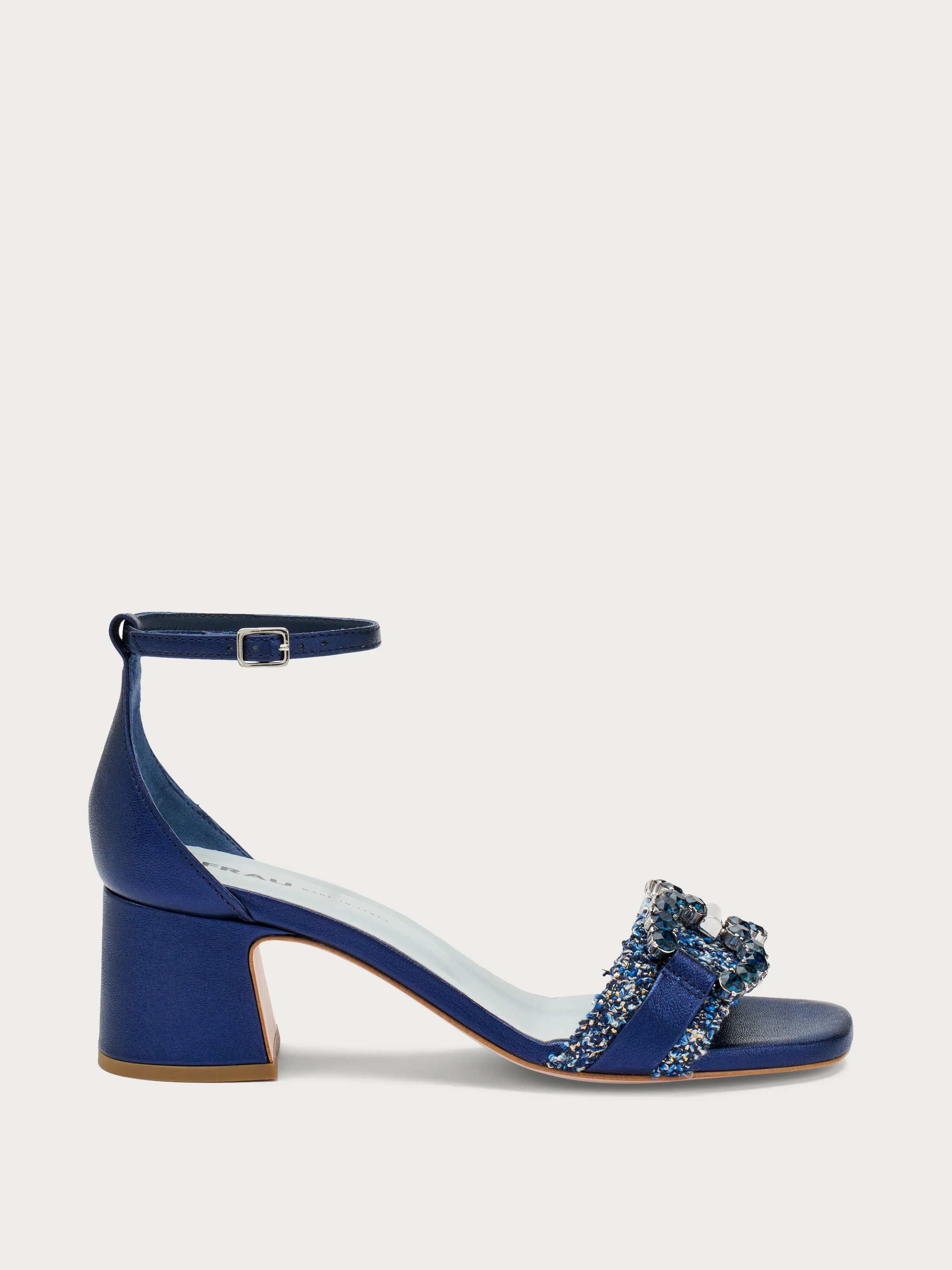 FULL PRICE COLLECTION